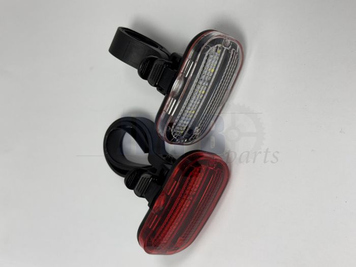 Taillight Led Universal + Batteries