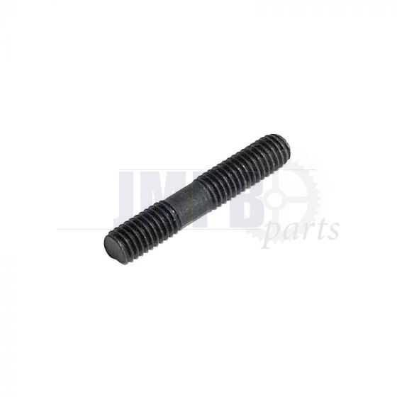 Intake / exhaust stud M6X35